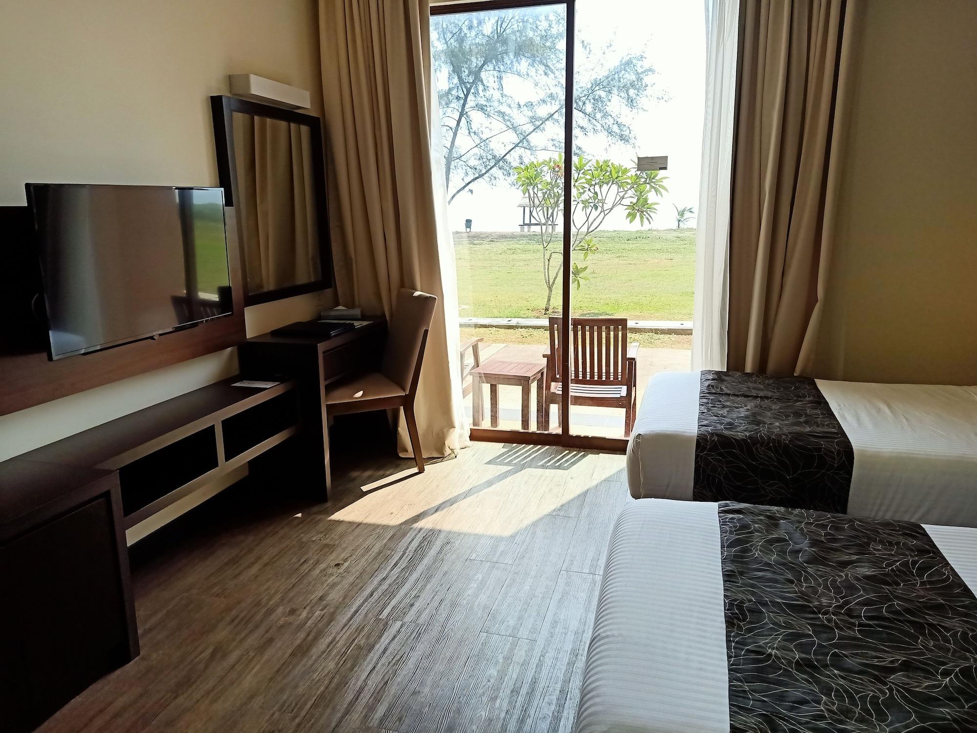 Villea Rompin Resort & Golf Kuala Rompin Exteriör bild