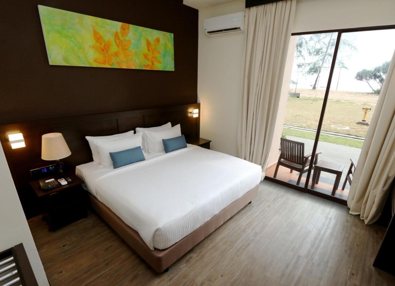 Villea Rompin Resort & Golf Kuala Rompin Exteriör bild