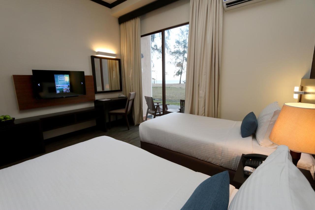 Villea Rompin Resort & Golf Kuala Rompin Exteriör bild