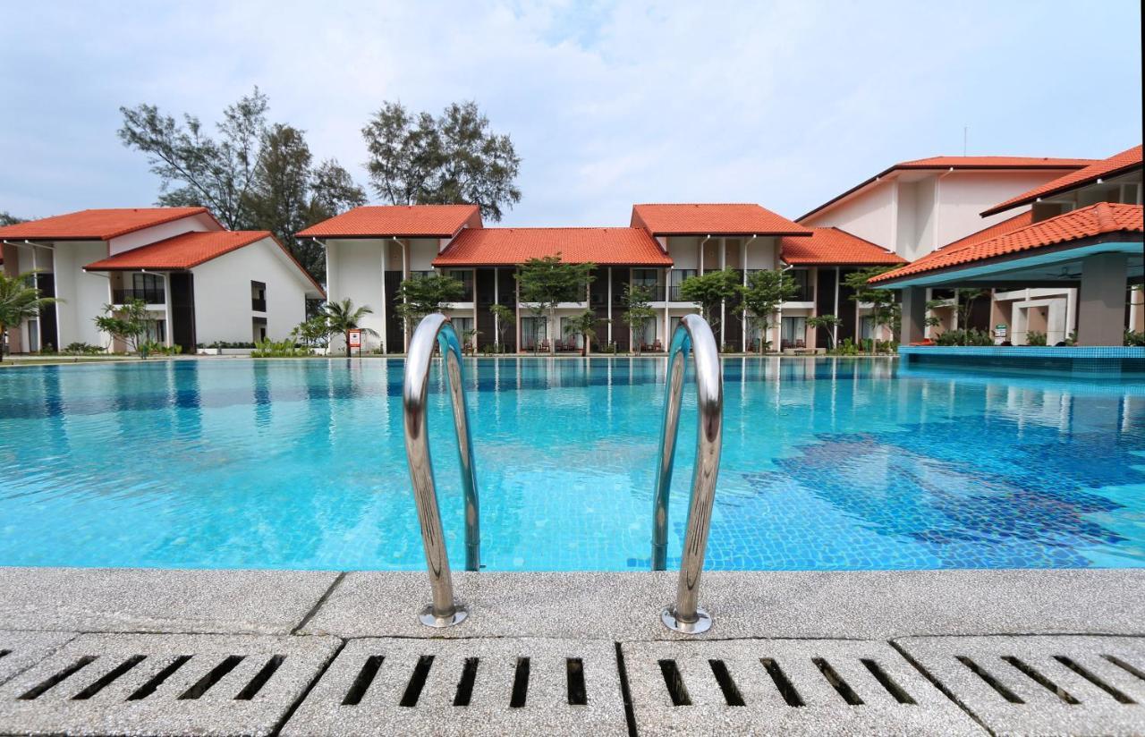 Villea Rompin Resort & Golf Kuala Rompin Exteriör bild