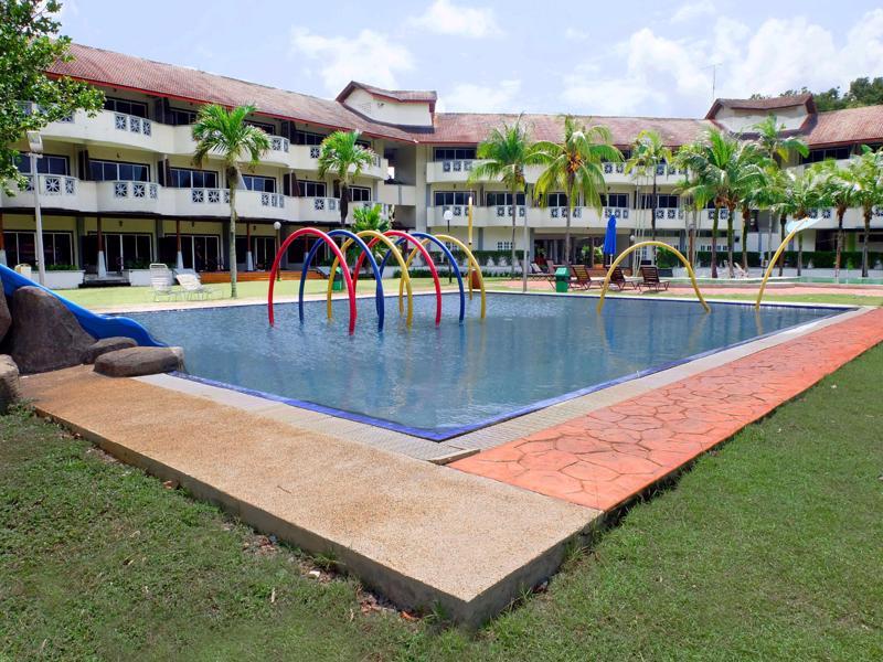Villea Rompin Resort & Golf Kuala Rompin Exteriör bild