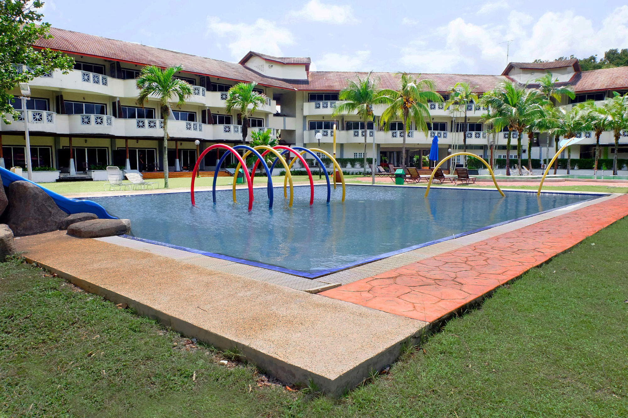 Villea Rompin Resort & Golf Kuala Rompin Exteriör bild